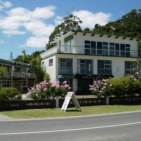 Tutukaka Coast Motor Lodge Ngunguru Habitación foto