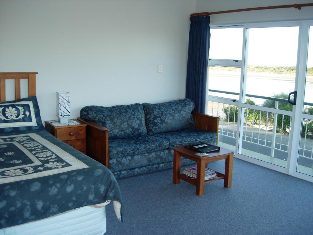Tutukaka Coast Motor Lodge Ngunguru Habitación foto
